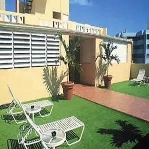 Sandy Beach Hotel San Juan